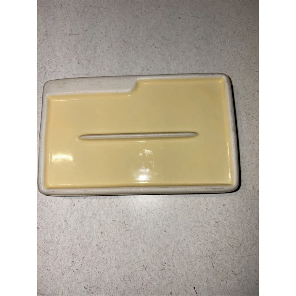 Zero Japan Bee House Ceramic Butter Dish Yellow No Knife